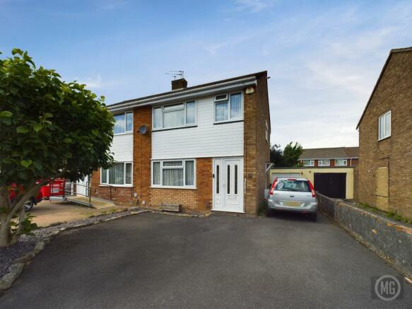 House Front, Driveway & Garage