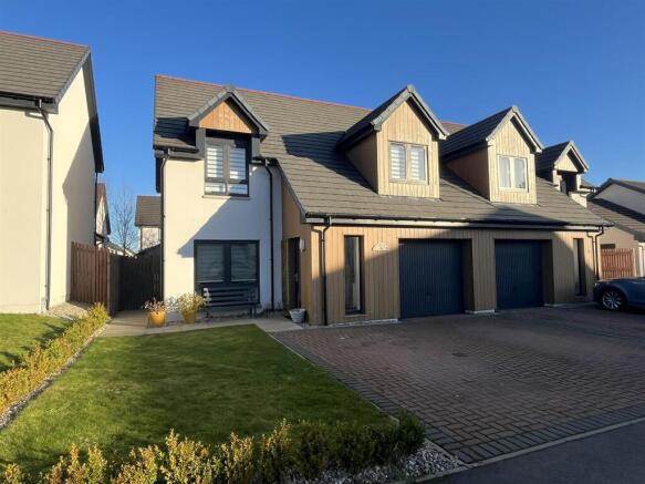 53 Cawdor Avenue, Elgin.