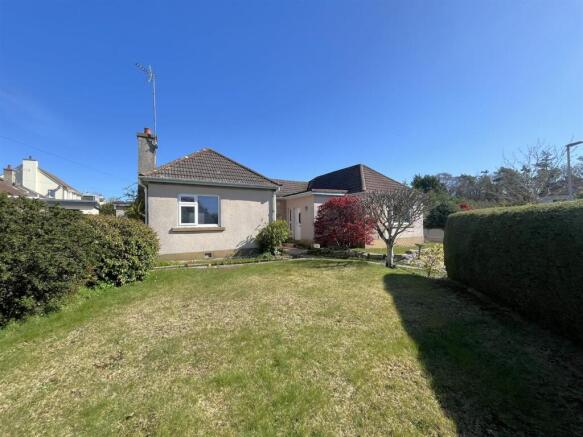 21 Fleurs Place, Elgin
