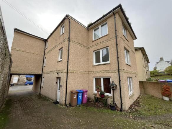 Flat 2 Clifton Terrace 52A Clifton Rd Lossiemouth