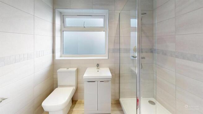 Woolmoor-Close-Thirsk-Bathroom-Defurnished.jpg