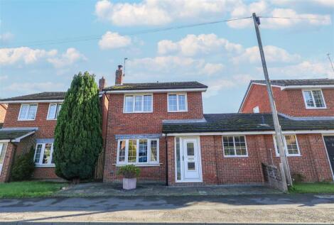 Manor Close, Topcliffe