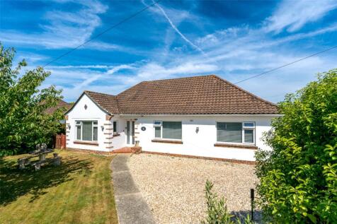 Little Drive, Ferring, Worthing, West Sussex, BN12