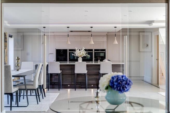 Kitchen/Dining