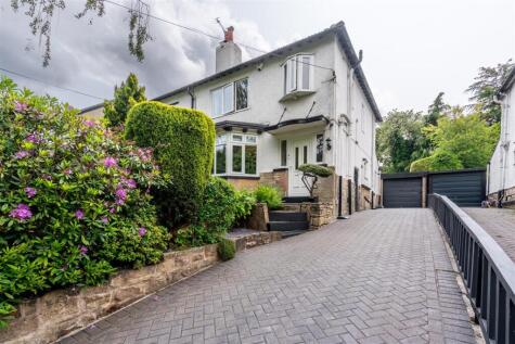 West Park Drive East, Leeds