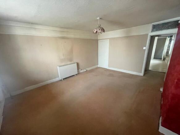 Living Room 2 T202501141321.jpg