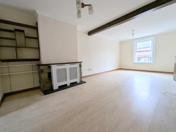 1000031525 T202508051437.jpg