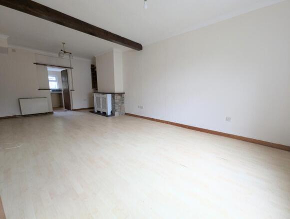 1000031524 T202508051437.jpg