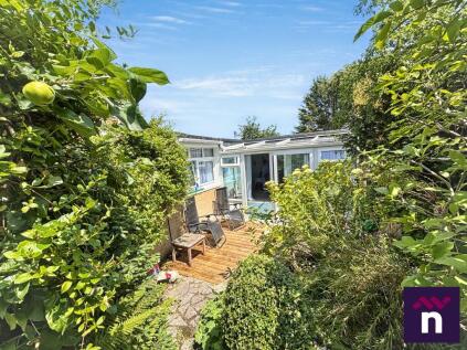 Sambourne Chase, Warminster, BA12