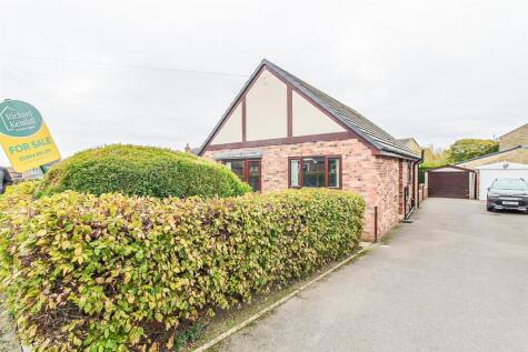 Steeple Avenue, Grange Moor, Wakefield