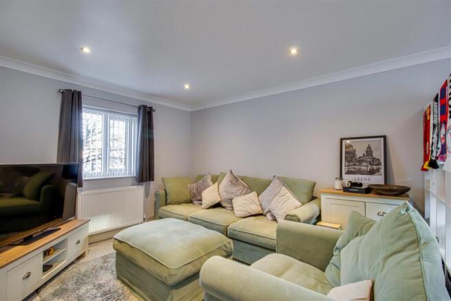 OPEN PLAN LIVING KITCHEN DINER