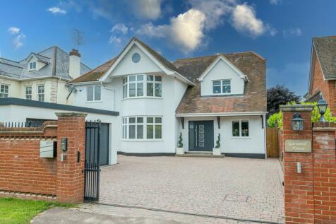 Rochford - 5 bedroom detached house for sale