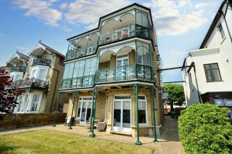 Southend on Sea - 2 bedroom flat for sale