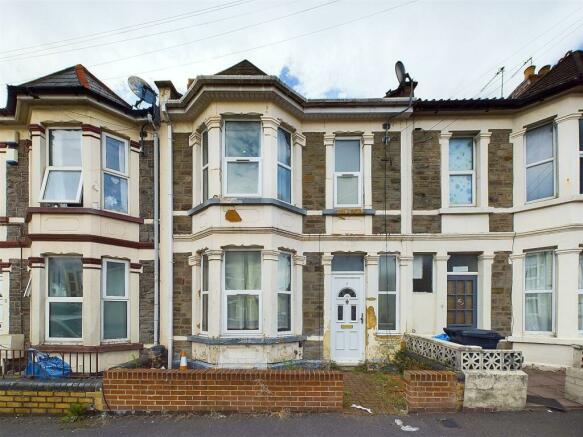 1 - THREE-BEDROOM MID-TERRACE HOUSE FOR FULL REFER