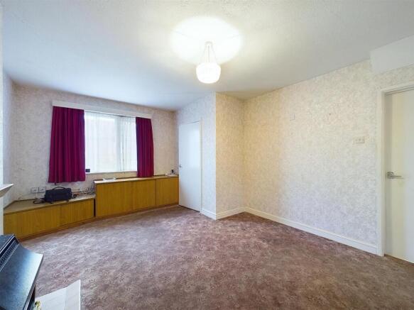 3- 3 bedroom end terrace.jpg