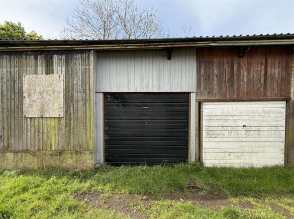 1 - Garage for Auction, St George, Bristol.JPG