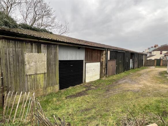 2 - Garage for Auction, St George, Bristol.JPG