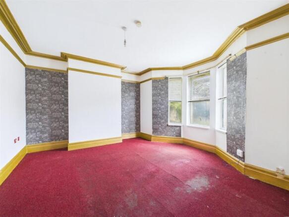 4 - Bed Victorian Terrace.jpg