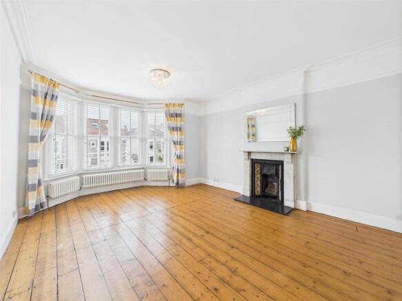 2 - Spacious Maisonette for Auction, St Andrews, B