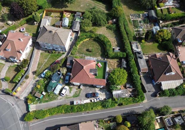 3 - Building Plot for Auction, Kingswood.JPG