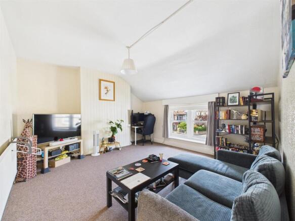 3 - Manor Park Redlenad.jpg