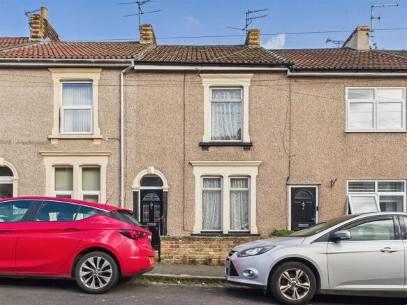 1 - Terraced House for Auction, Kingswood.jpg