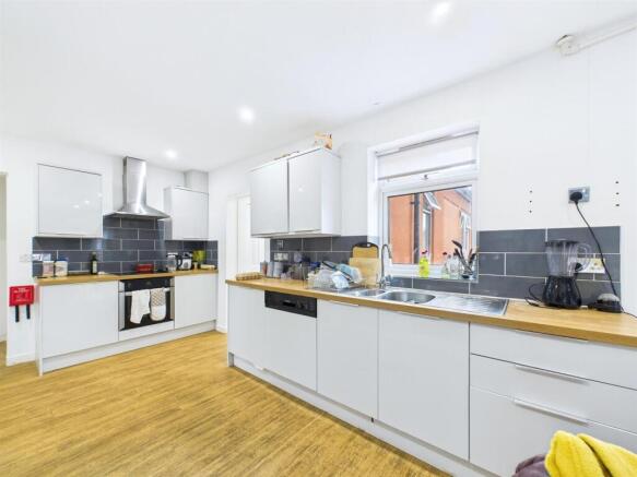 20 - 8 bedroom HMO.jpg
