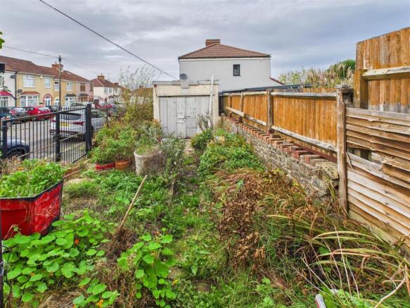 3 - Victorian House for Auction, Kingswood, Bristo