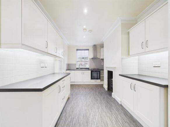 17 - Dowry Place, Hotwells.jpg