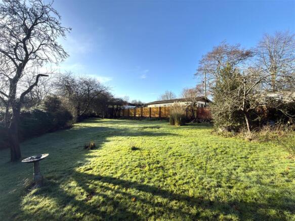 3 building plots with planning (7).JPG