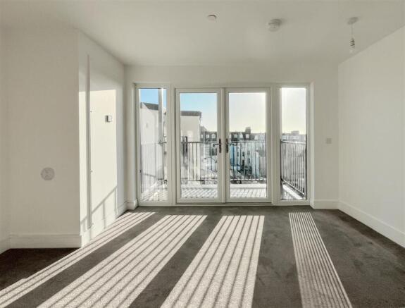 Living Room / Kitchen