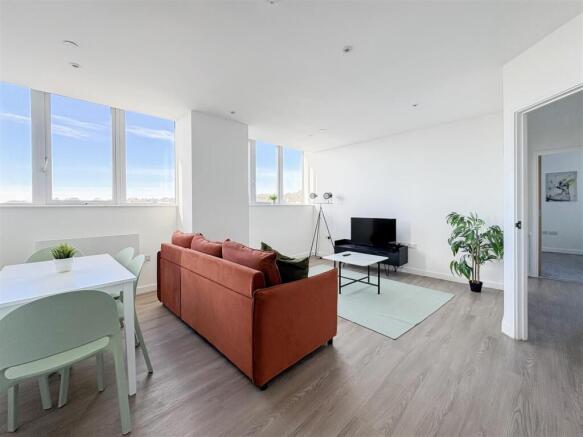 Living Room / Kitchen