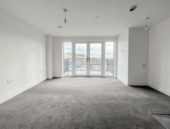 Living Room / Kitchen