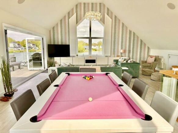 Pool or dining table