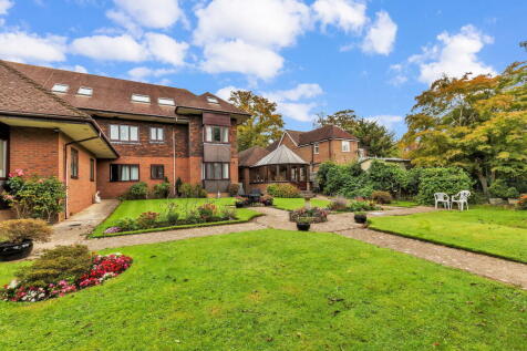 Fitzjohn Court, Hassocks, BN6 8QP