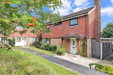 Wilmington Close, Hassocks, BN6 8QB