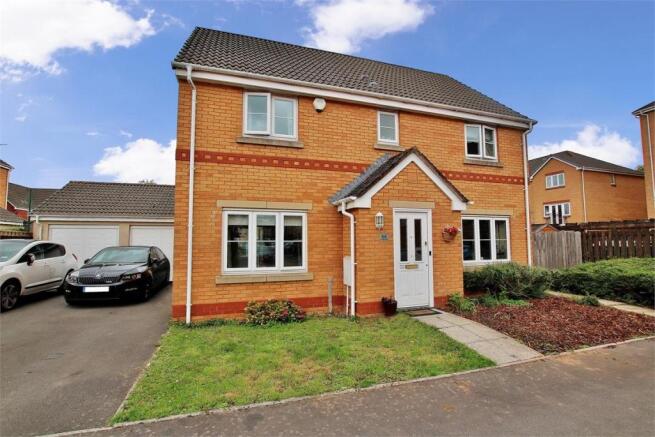 4 bedroom detached house for sale in Wyncliffe Gardens, Pentwyn ...