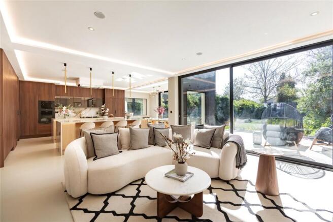 Kitchen/Diner/Family