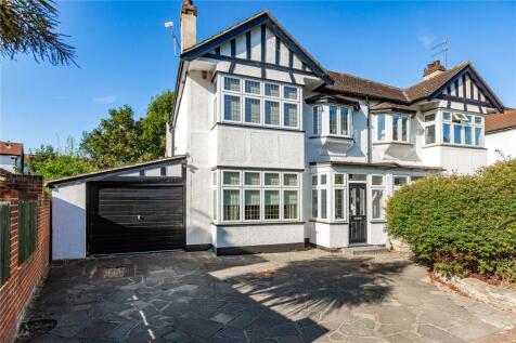 South Drive, Romford, RM2