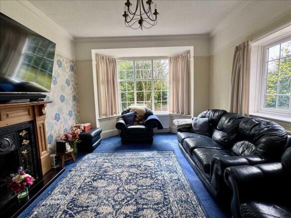 SITTING ROOM