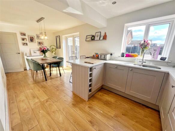 Kitchen/Dining Room
