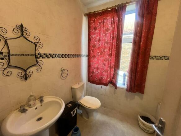 bathroom.jpeg