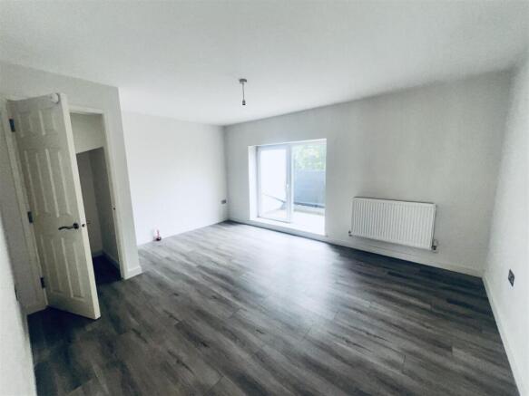 bedroom 1.jpeg