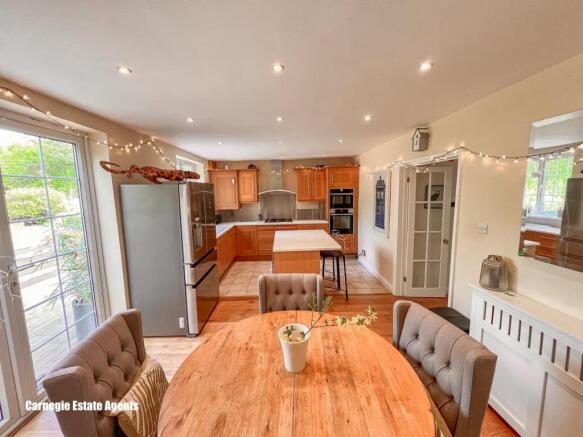 Kitchen/dining room