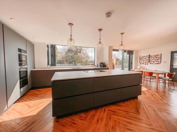 Kitchen/breakfast room/snug