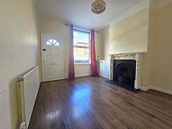 Enfield Road, Stoke - Lounge