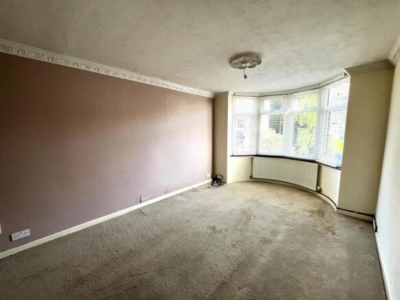 Rutherglen Avenue, Whitley - Lounge.