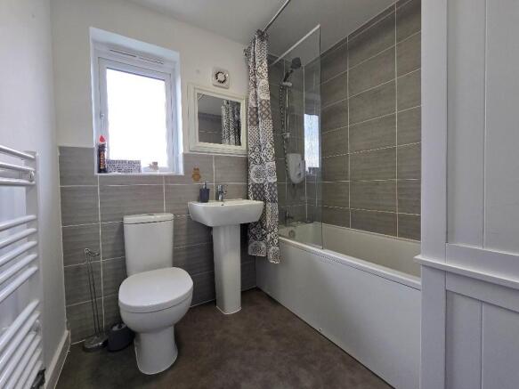 Willow Way, Willenhall - Bathroom