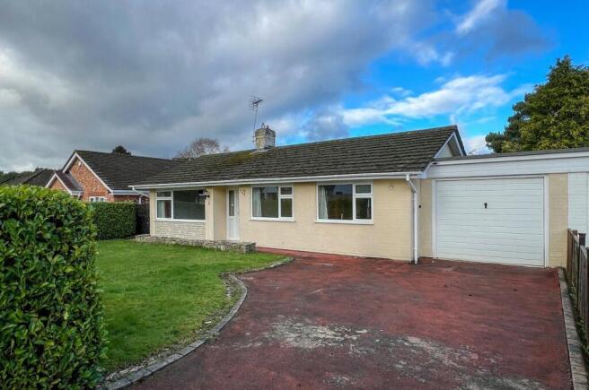 3 bedroom Bungalow for sale