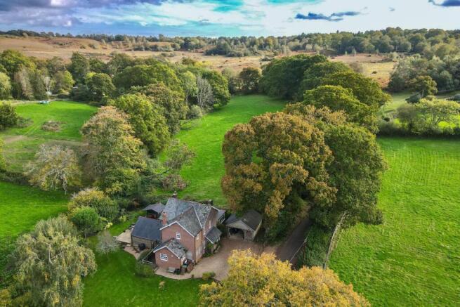 4 bedroom detached cottage